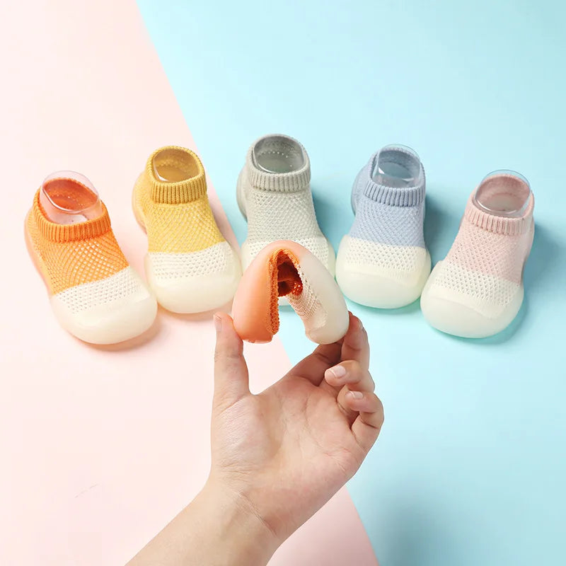 Baby Shoes First Walkers Comfortable Boys Girls Kids Rubber Soft Non-Slip Sole Floor Shoes Knit Booties