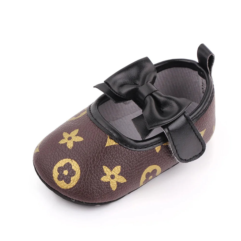 Baby Girls Shoes Love Bow Soft Soled Non-slip Footwear First Walkers Crib Shoes Toddler Girls Shoes