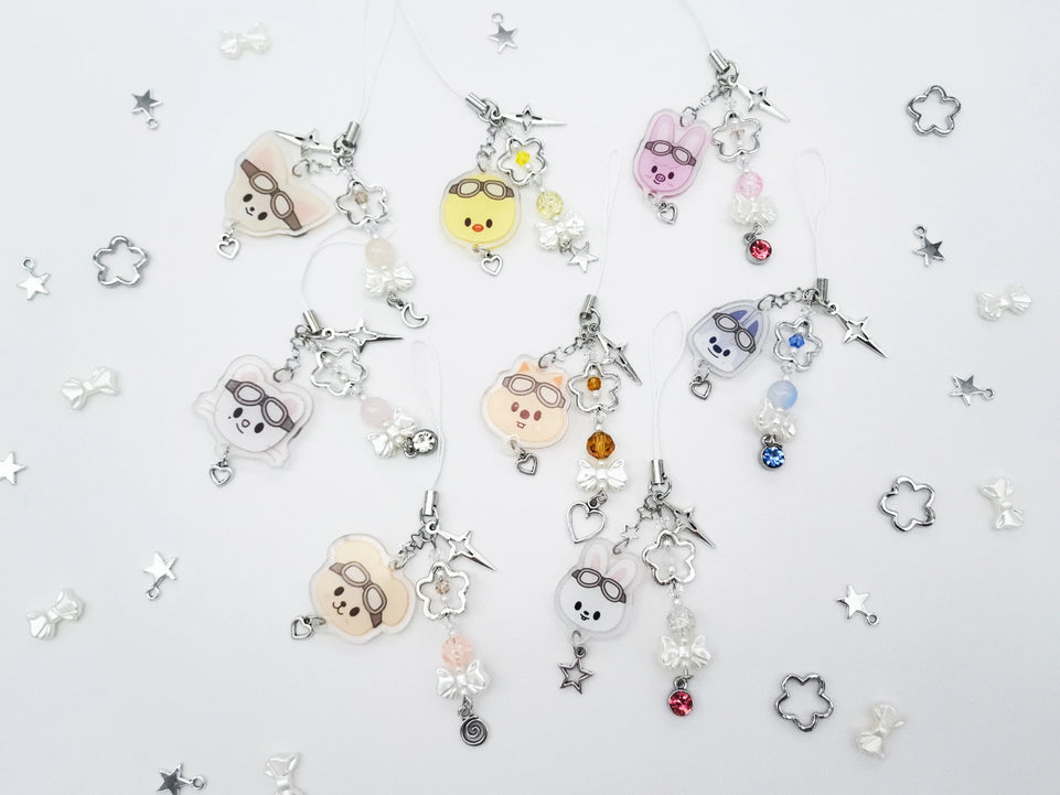 Kawaii bow skz kids inspired keychain, stray children's acrylic accessories jewelry, k-pop Y2K creative gifts