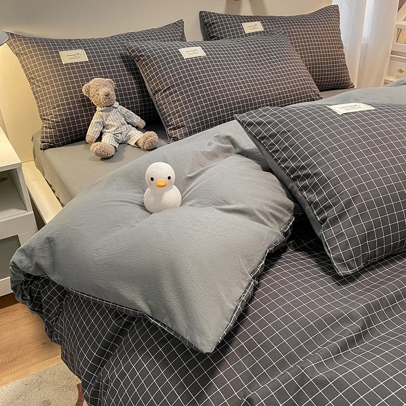 European Bedding Set with Checkered Print Comfortable Breathable Fitted Sheet Duvet Cover Pillowcase Single Queen Size Bed Linen