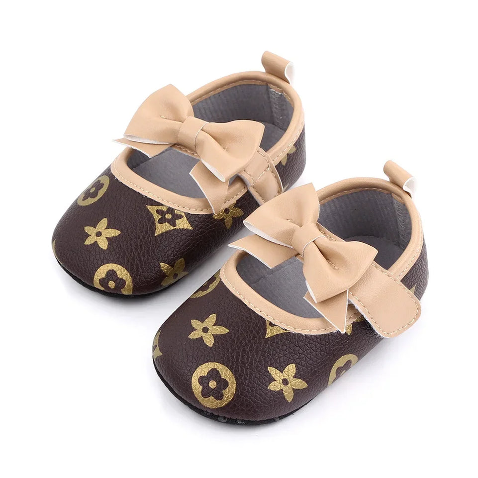 Baby Girls Shoes Love Bow Soft Soled Non-slip Footwear First Walkers Crib Shoes Toddler Girls Shoes