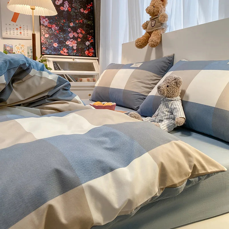 European Bedding Set with Checkered Print Comfortable Breathable Fitted Sheet Duvet Cover Pillowcase Single Queen Size Bed Linen
