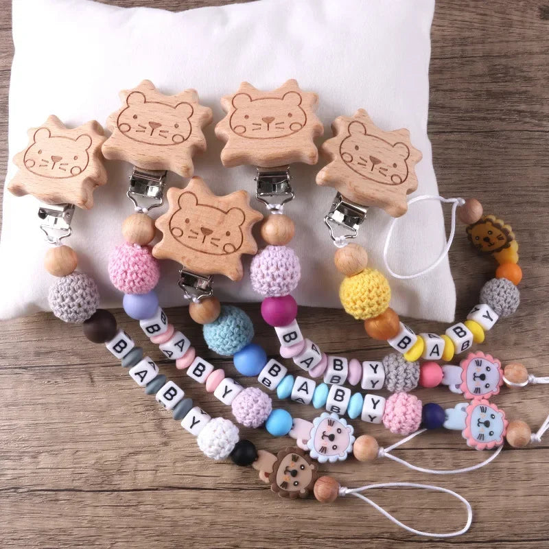 Baby Pacifier Clips Personalized Name DIY Wood Lion Silicone Dummy Nipples Holder Clip Chain Newborn Accessories Infant Feeding