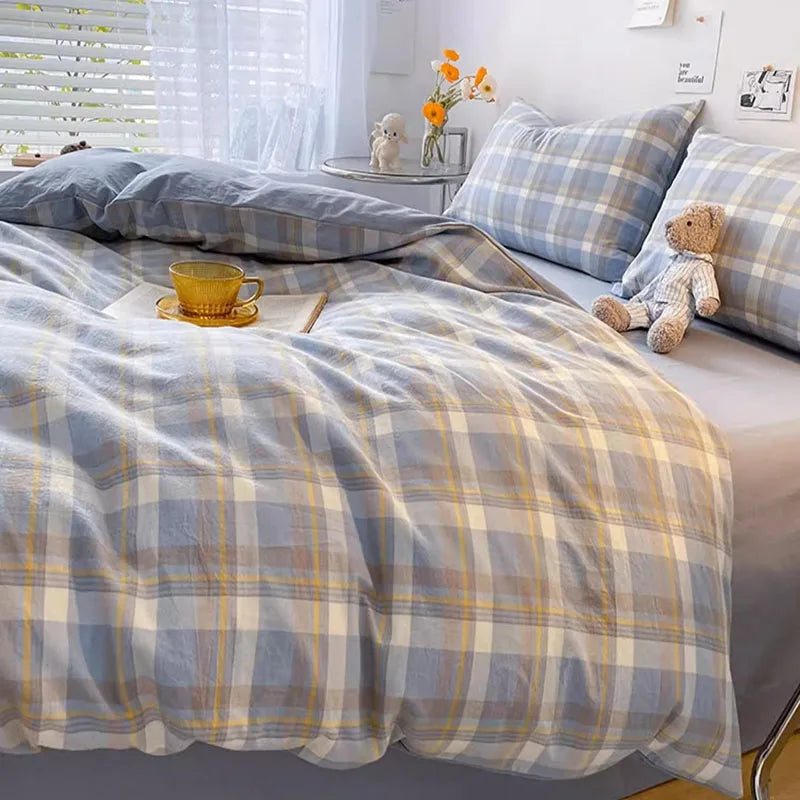European Bedding Set with Checkered Print Comfortable Breathable Fitted Sheet Duvet Cover Pillowcase Single Queen Size Bed Linen