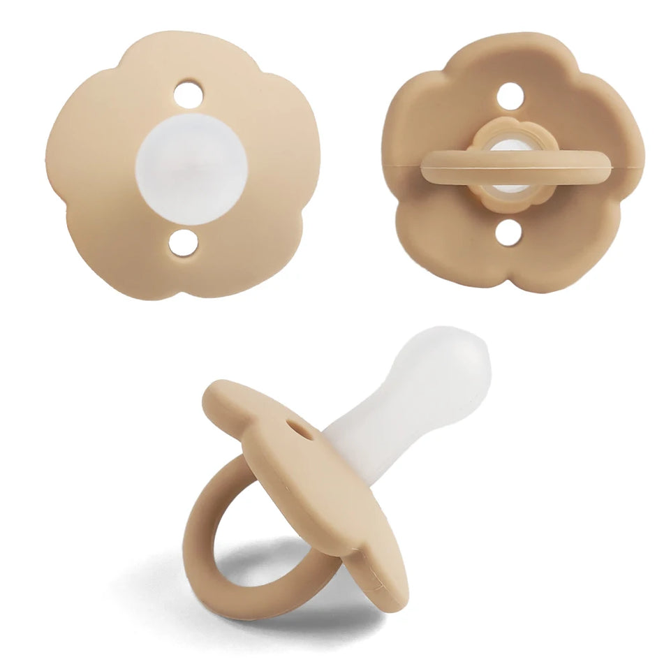 Baby pacifier super soft anti-flatulence, 0-3 to 6 months old imitation breast milk newborn baby sleep artifact