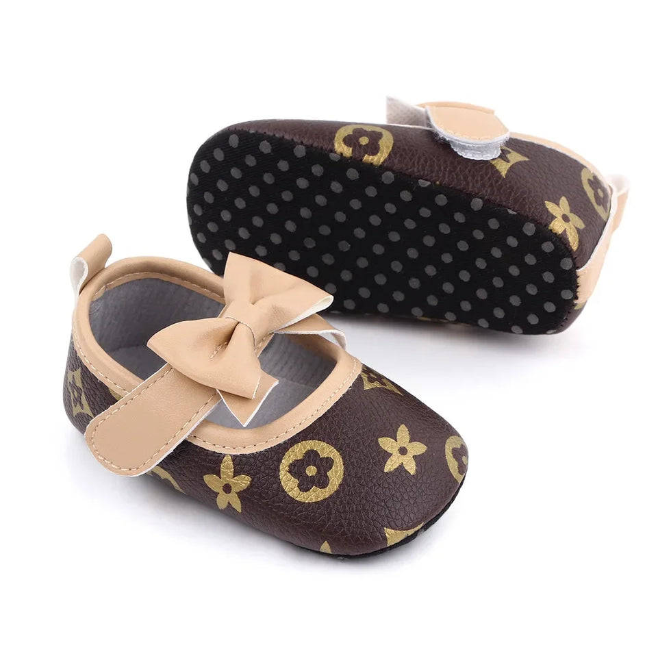 Baby Girls Shoes Love Bow Soft Soled Non-slip Footwear First Walkers Crib Shoes Toddler Girls Shoes